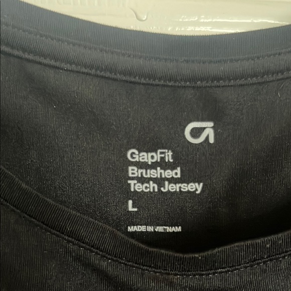 GAP Black Crop Sleeveless Muscle Tee - Picture 2 of 3